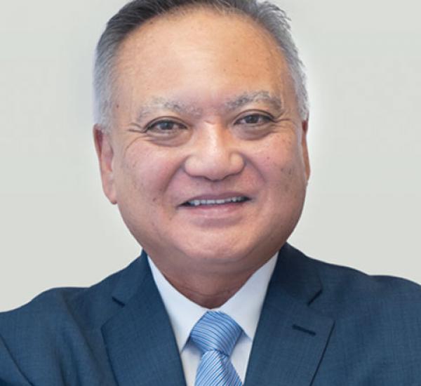 Dr. Victor  Tamashiro